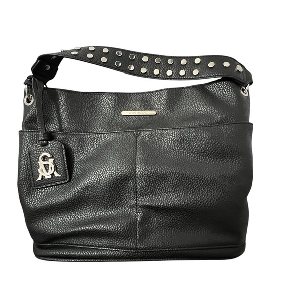 Steve Madden Black Shoulder Purse with Silver Stud Accents Magnetic Snap Closure - Picture 1 of 8